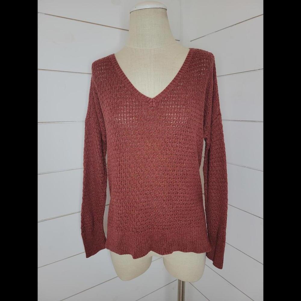 American Eagle Outfitters medium burgundy red v neck looseknit sweater